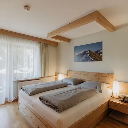 Parkhotel Matrei 호텔 4*