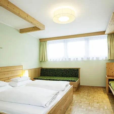 Parkhotel Matrei 4* ماتري ام برينر