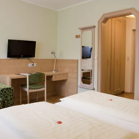 Parkhotel Matrei 호텔 매트레이암브레너