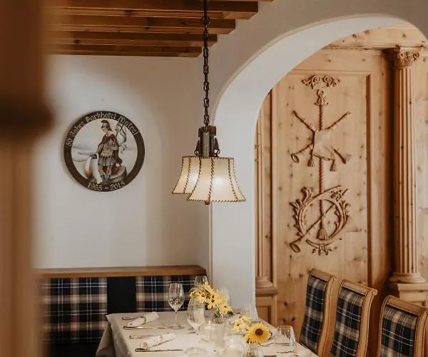 Parkhotel Matrei Hotel