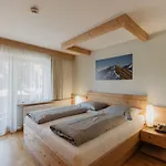 Parkhotel Matrei מלון 4*