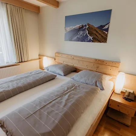 Hotel Parkhotel Matrei 4*
